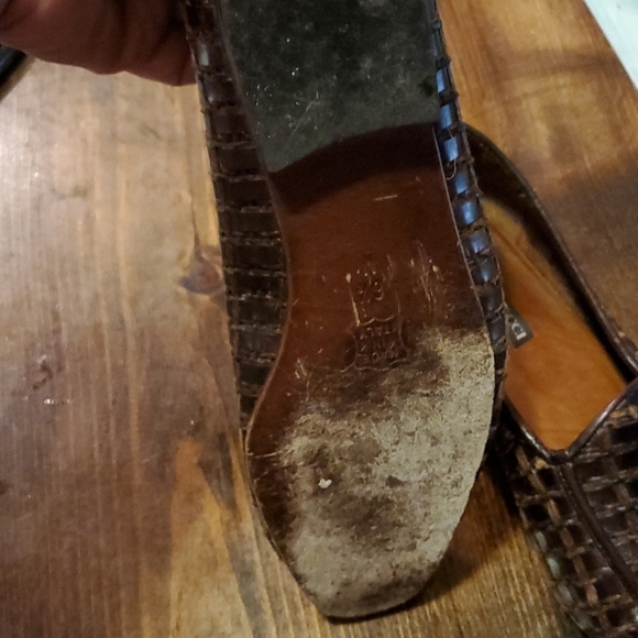 Shoes - Picture 4 of 4